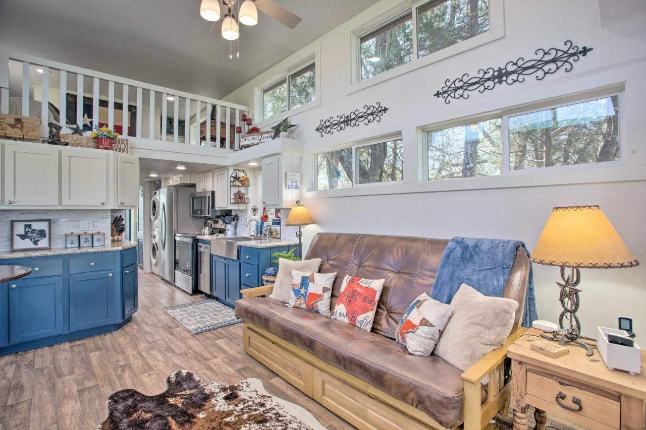 Cozy Mckinney Tiny Home With Porch And Fire Pit! Exterior photo